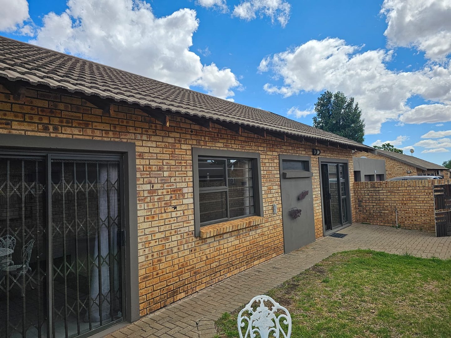 3 Bedroom Property for Sale in Langenhovenpark Free State